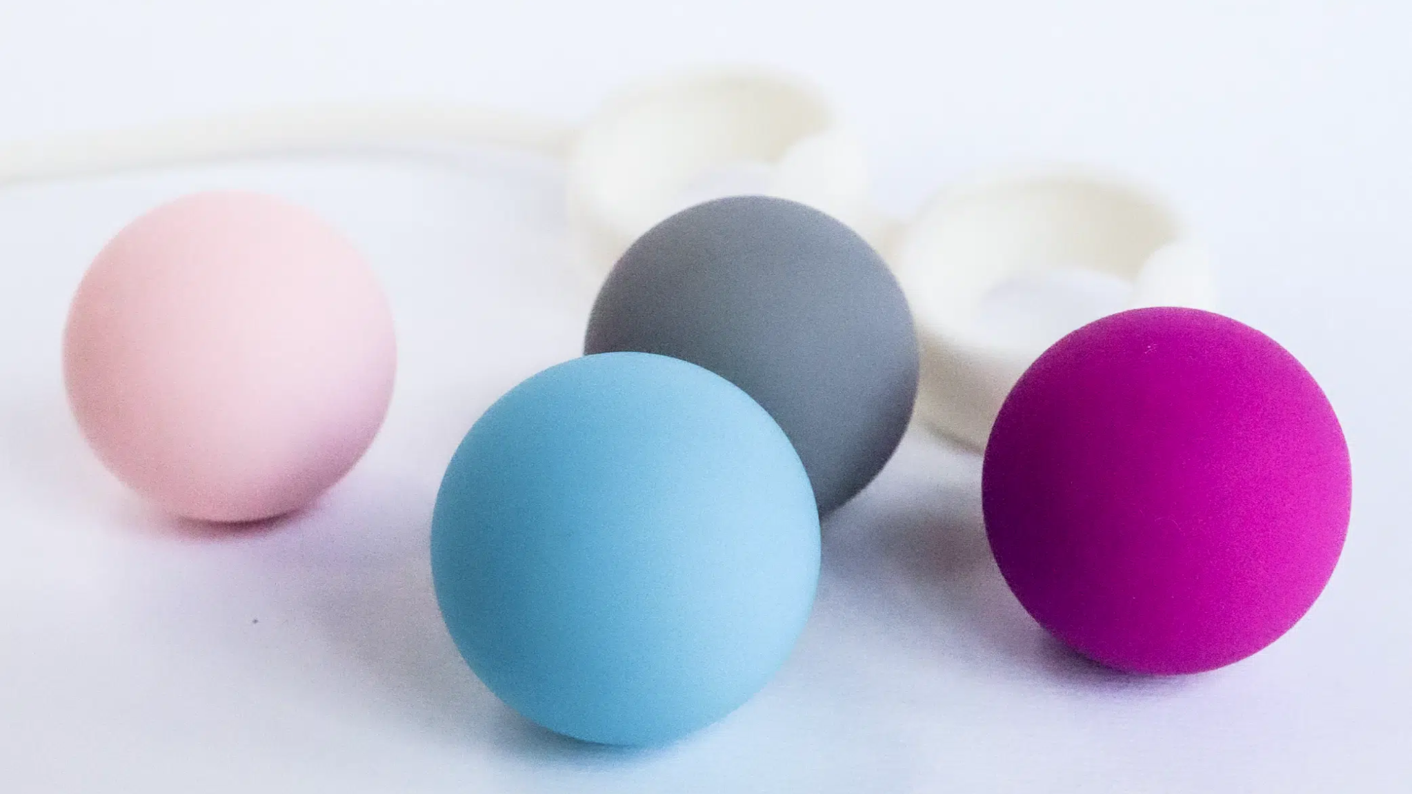 Image of different sized Kegel balls